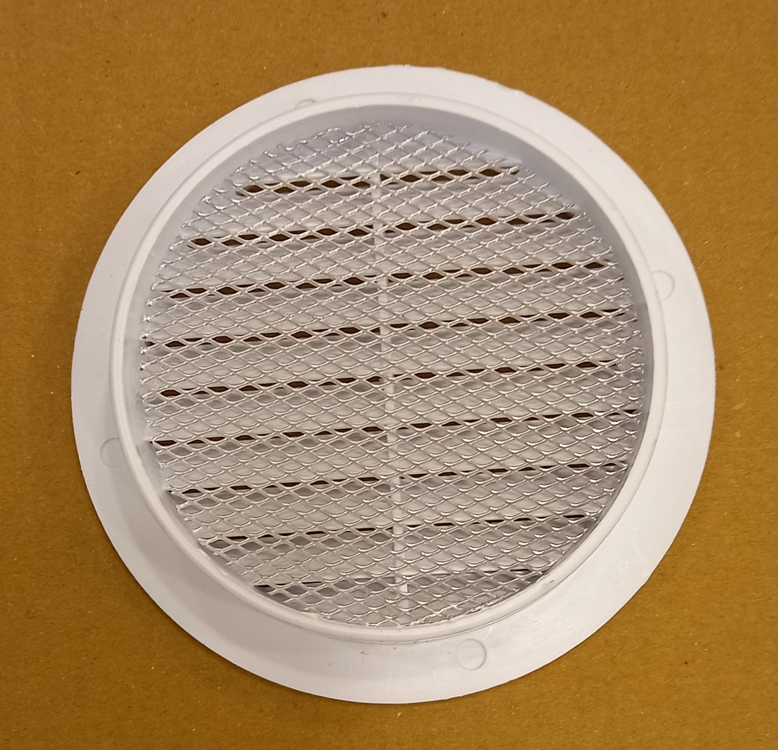 Elekt Pano Dış Cephe WC Banyo Havalandırma Menfezi İç Çap 102mm Dış Çap 125mm Anti bakteriyel Telli